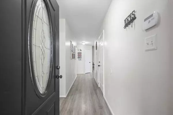 12501 Darrin Blvd, Lindale, TX 75771