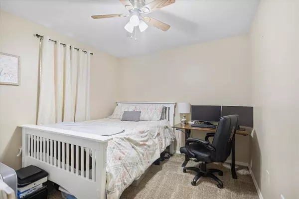 12501 Darrin Blvd, Lindale, TX 75771