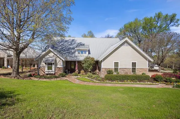 24050 Red Azalea, Lindale, TX 75771