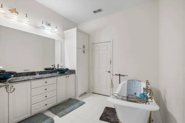 15515 County Road, Lindale, TX 75771