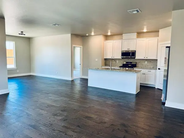 15516 Greenhouse Way, Lindale, TX 75771