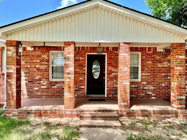 20519 County Road, Lindale, TX 75771