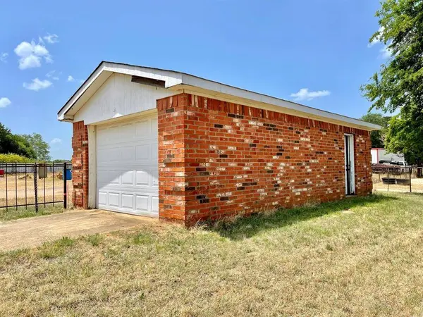 20519 CR 4114, Lindale, TX 75771
