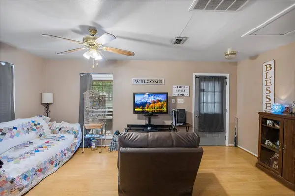 131 Lewis Street, Grand Saline, TX 75140
