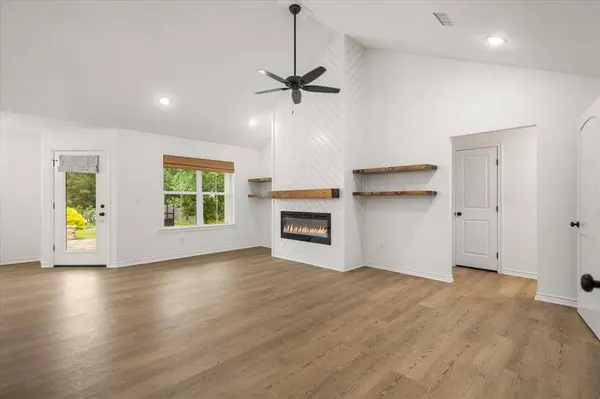 111 Lainey Lane, Mineola, TX 75773