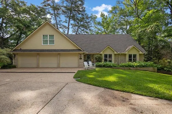 1623 TANGLEWOOD Drive E, Hideaway, TX 75771