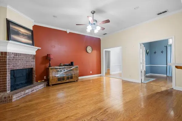 809 Jack Drive, Lindale, TX 75771