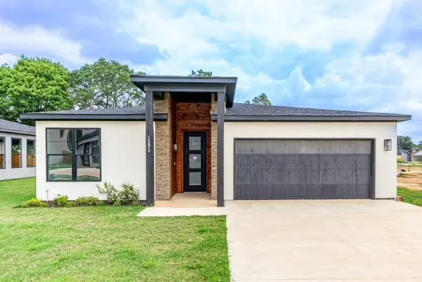 15472 Anna Lane, Lindale, TX 75771