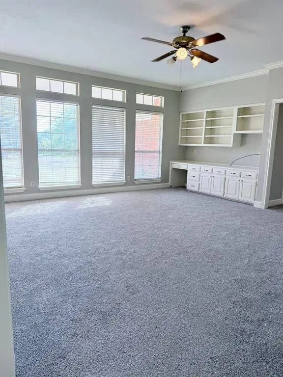 705 E South Street, Lindale, TX 75771