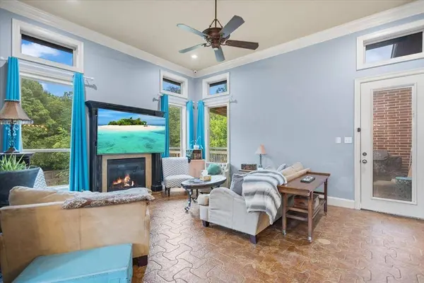 249 Heritage Court, Lindale, TX 75771