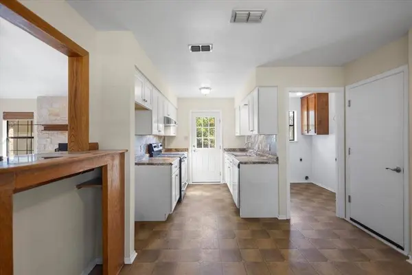 2615 Shady Bluff, Tyler, TX 75707