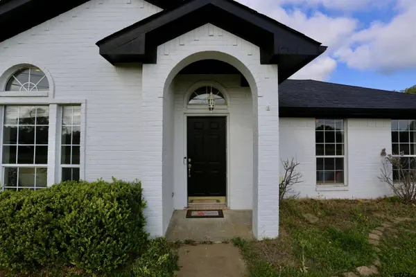 17361 Cory Ray, Lindale, TX 75771
