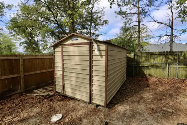 17361 Cory Ray, Lindale, TX 75771