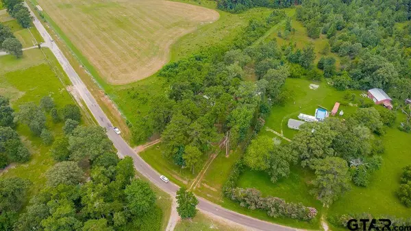 17578 C R 366, Winona, TX 75792