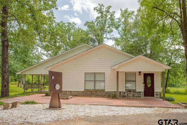 17578 C R 366, Winona, TX 75792
