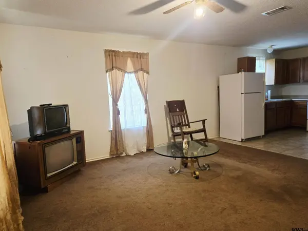 410 North Main, Jacksonville, TX 75766