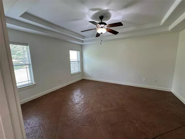 725 White Bear Trail Trail, Lindale, TX 75771