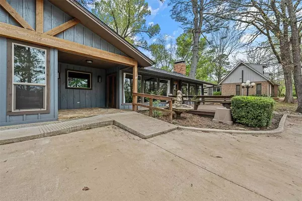 1638 Tanglewood Drive E, Hideaway, TX 75771