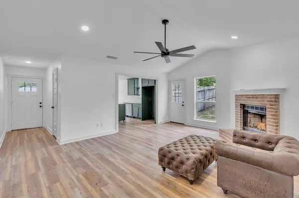 15630 Brittain Court, Lindale, TX 75771