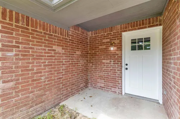 15630 Brittain Court, Lindale, TX 75771