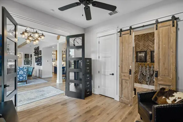 220 Winged Foot Dr, Hideaway, TX 75771
