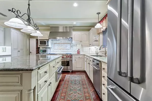 1513 Lake Park Circle, Hideaway, TX 75771