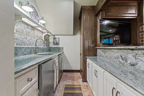 1513 Lake Park Circle, Hideaway, TX 75771