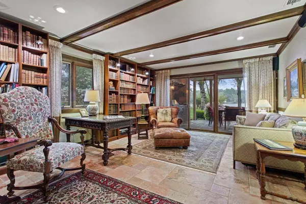 1513 Lake Park Circle, Hideaway, TX 75771