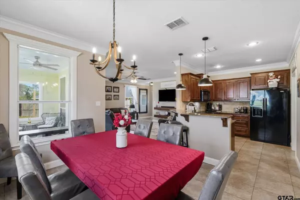 16091 Hickory Hills Dr, Lindale, TX 75771