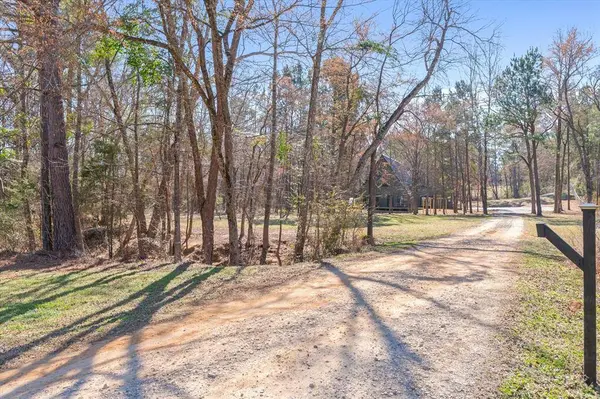 15683 County Road 472, Tyler, TX 75706