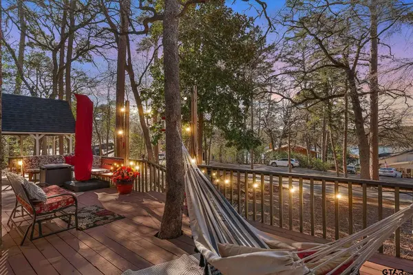 321 Hideaway Ln Central, Hideaway, TX 75771