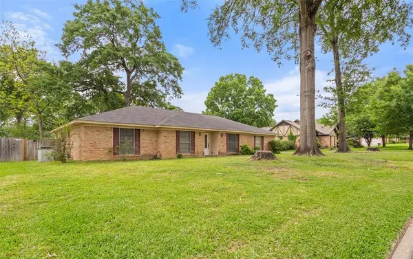 4805 Picadilly Place, Tyler, TX 75703
