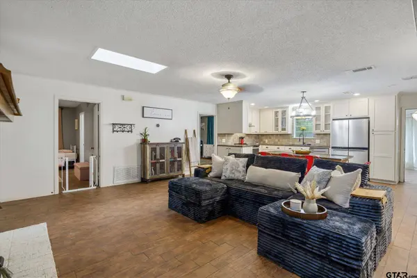 1522 Tanglewood Dr East, Hideaway, TX 75771