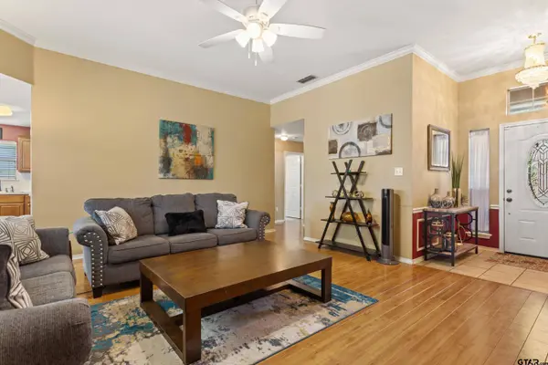 265 Crestview, Jacksonville, TX 75766