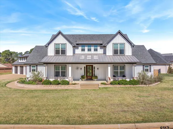 202 Winged Foot Dr