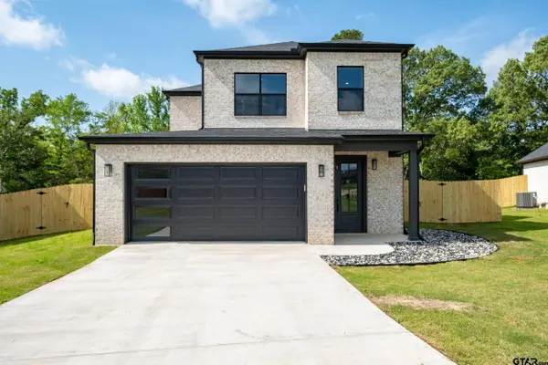 14835 Fallow Ln, Lindale, TX 75706