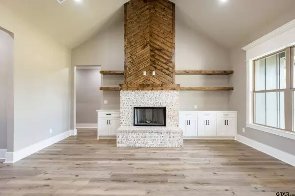 15122 High Country Acres, Lindale, TX 75706