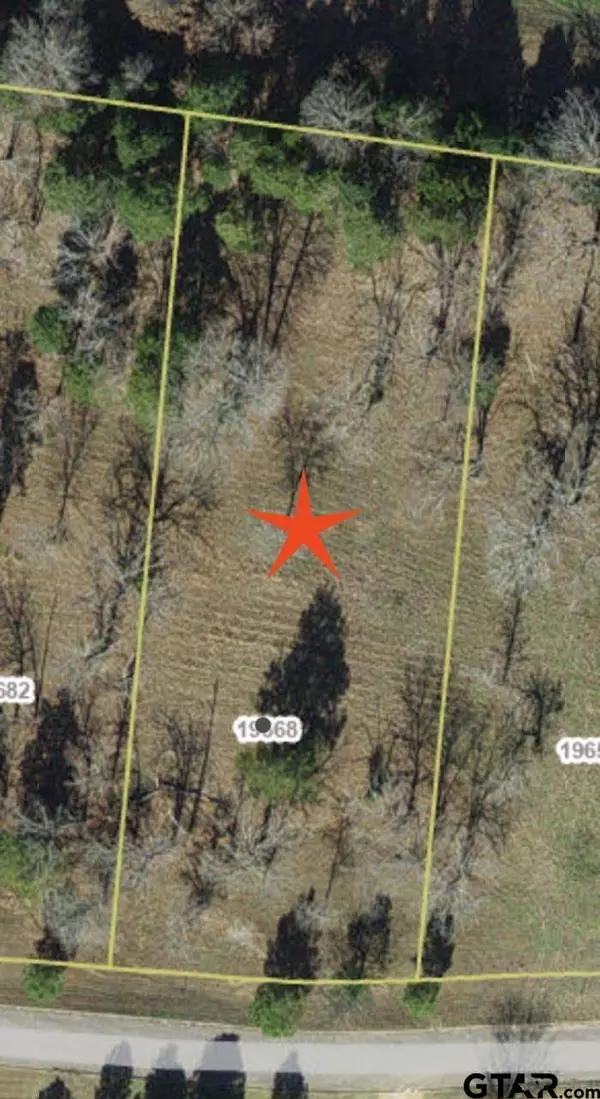 19668 Dove Ridge Dr, Lindale, TX 75771