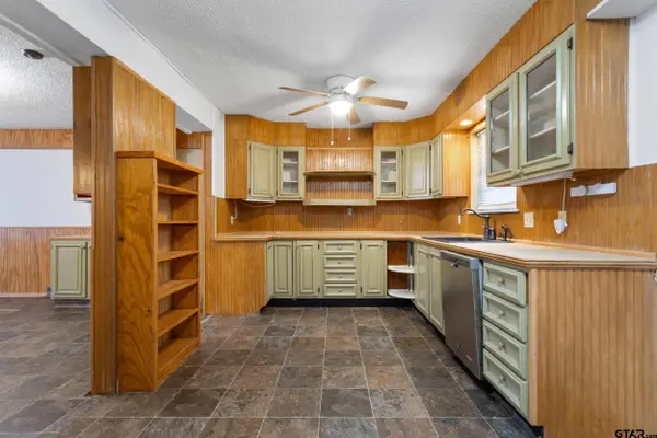 10130 Brookwood, Tyler, TX 75707