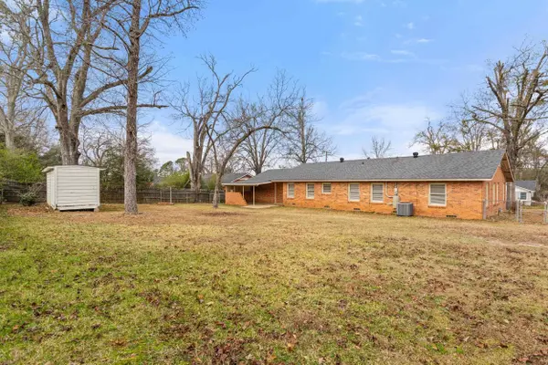 921 BARBARA, Tyler, TX 75701