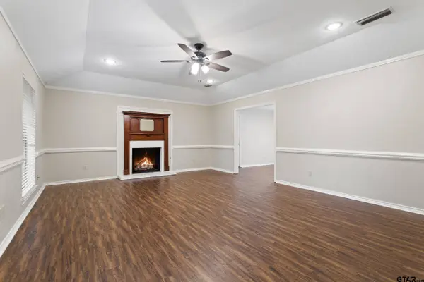 15049 NORTHWOOD DR, Tyler, TX 75703