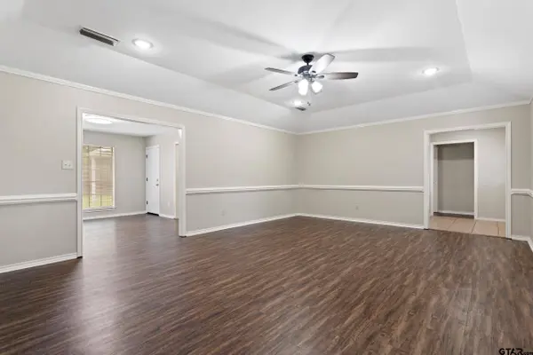 15049 NORTHWOOD DR, Tyler, TX 75703