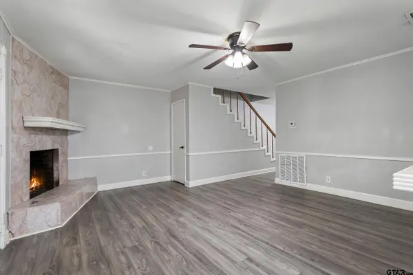 2226/2228 Aberdeen Dr, Tyler, TX 75703