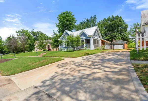310 N Line, Mineola, TX 75773