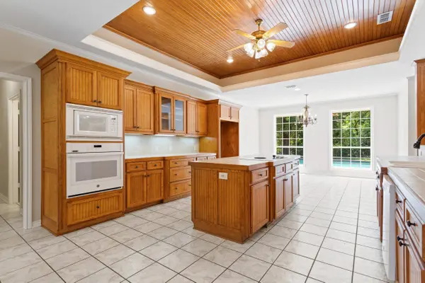 17681 HUCKLEBERRY CIRCLE, Lindale, TX 75771