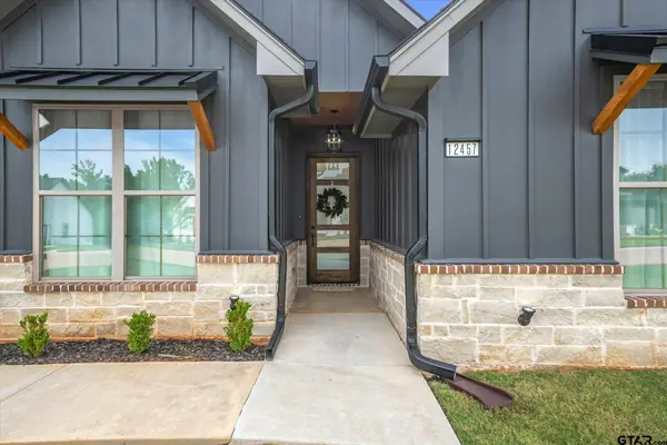 12457 Maplewood Drive, Lindale, TX 75771