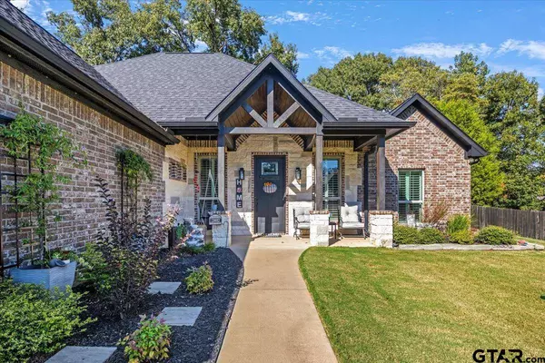 24012 Wildflower Circle, Lindale, TX 75771