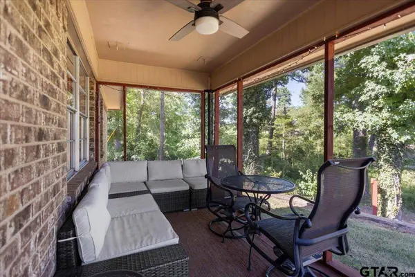 2855 County Road 1310, Rusk, TX 75785