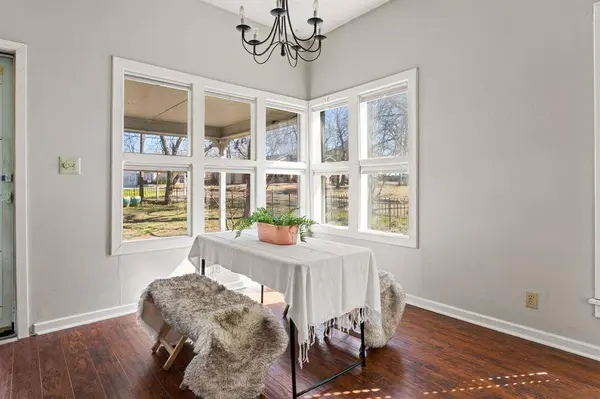 400 N Line Street, Mineola, TX 75773