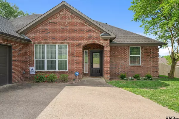 2103 Purdue St., Jacksonville, TX 75766